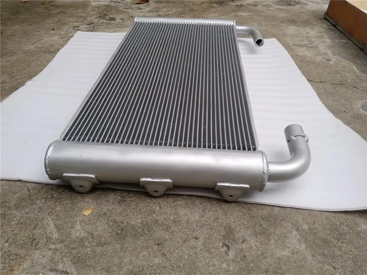 XB00001928 4727506 XB00001938 XB00001931 Radiator for Hitachi ZX200 Excavator Parts 6BG1 Engine