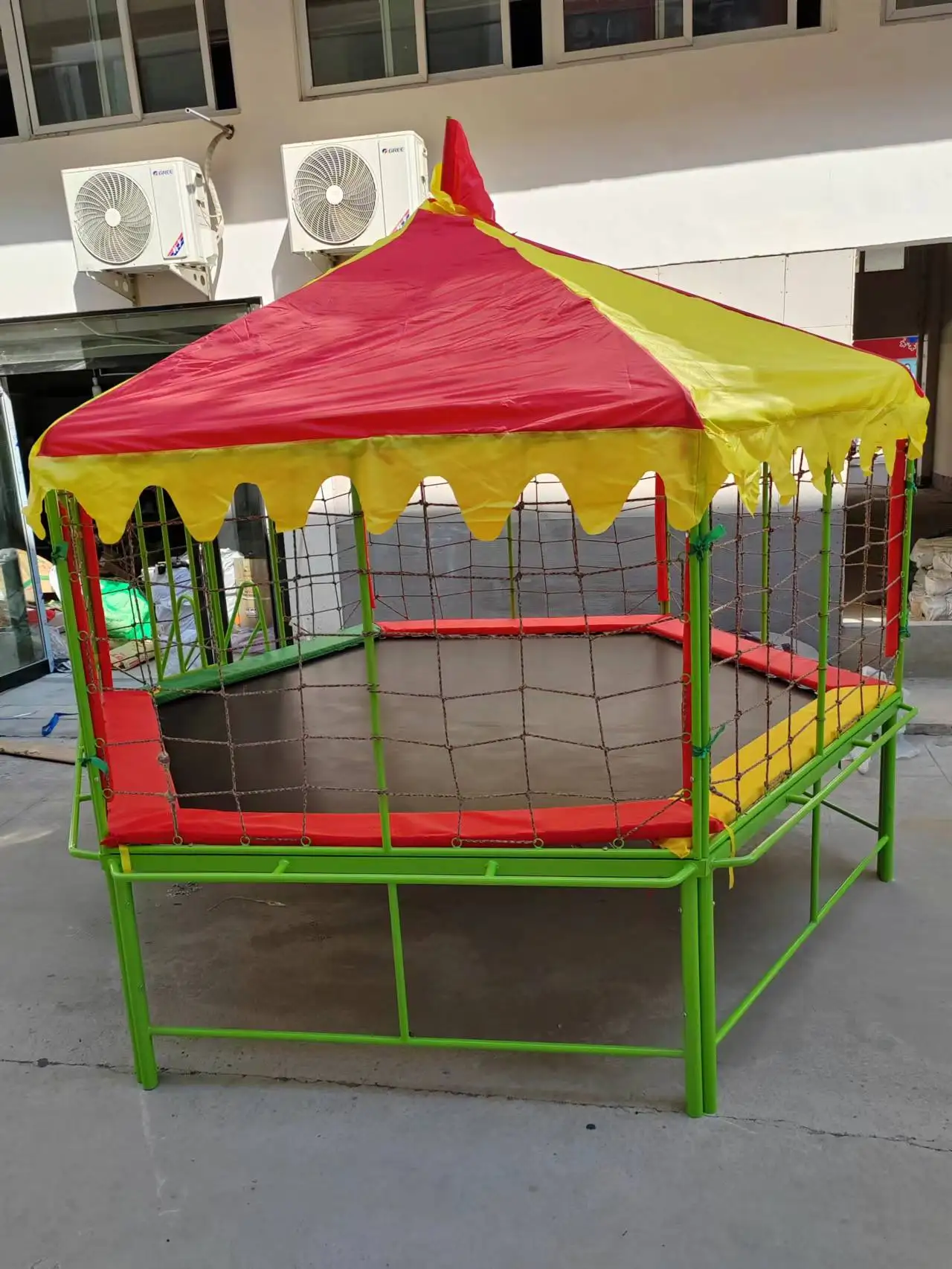 hexagonal trampoline with net for family PP mat trampoline with stairs