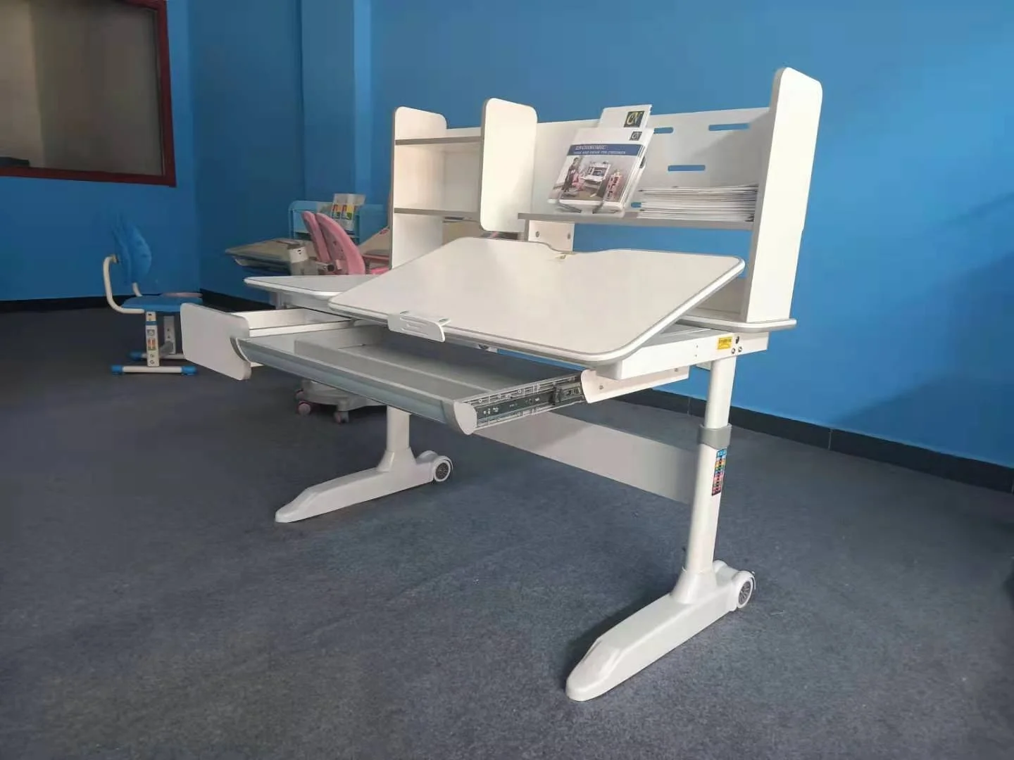 Popular children table Kids  ergonomic  study table for home use adjustable height desk children do homework