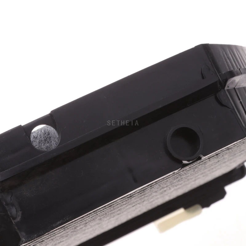 Cabin air filter for MERCEDES-BENZ AMG GT/C/E-Klasse/CLS/Cabriolet/SL/SLS/W204/C204/S204/W212/S212 OE A2128300318/A2048300518