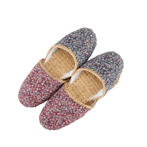 Flip Flop China Professional Manufacturer Hot Sale Summer Beach Style Custom Logo Ladies Slippers