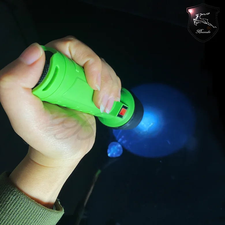 15 лет опыта завода USB Перезаряжаемый фонарик водонепроницаемый Мощный светодиодный