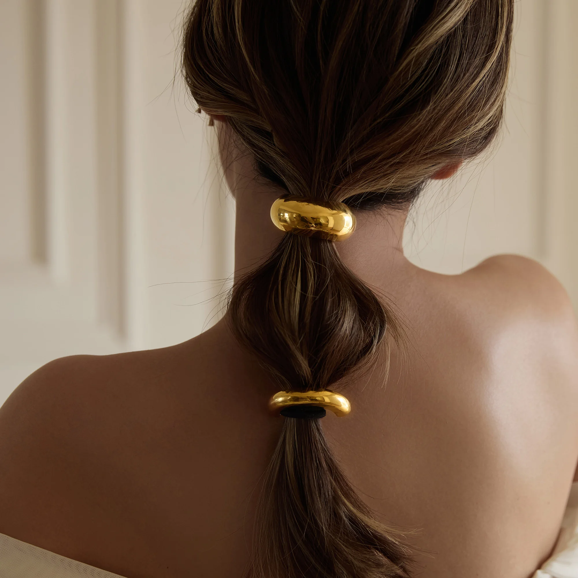 Dazan New HOT 18k Gold Plated Stainless Steel French Vintage High End Shine Half Moon Hair Accessories For Mom Gift City Jewelry