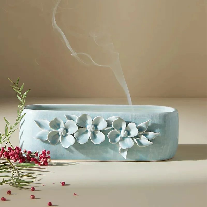 Hot Sale Popular Modern Nordic Style  Massage Ceramic Candle Jar Aromather with 3D Flower by handmade