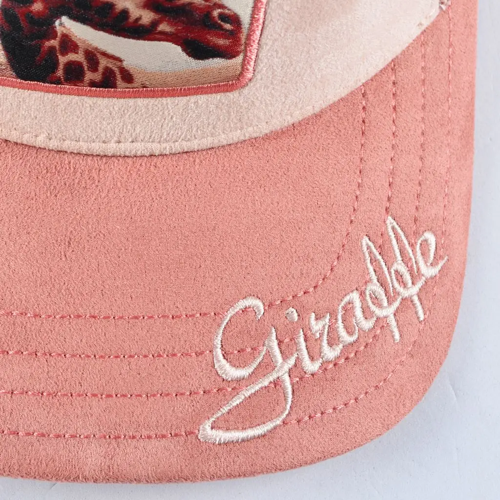 Fashion Design Popular Embroidery Giraffe Trucker Hat Oem Gorras Personalized Custom Print Animal Logo Patch Baseball Cap Sports