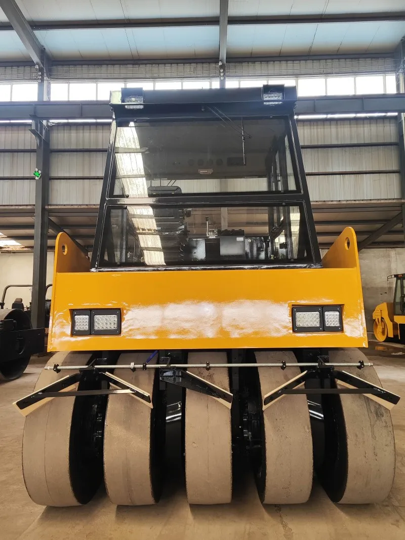 LUTONG Pneumatic Compactor 16Ton LTP1016H Road Maintenance Front Wheels Tire Road Roller with Price