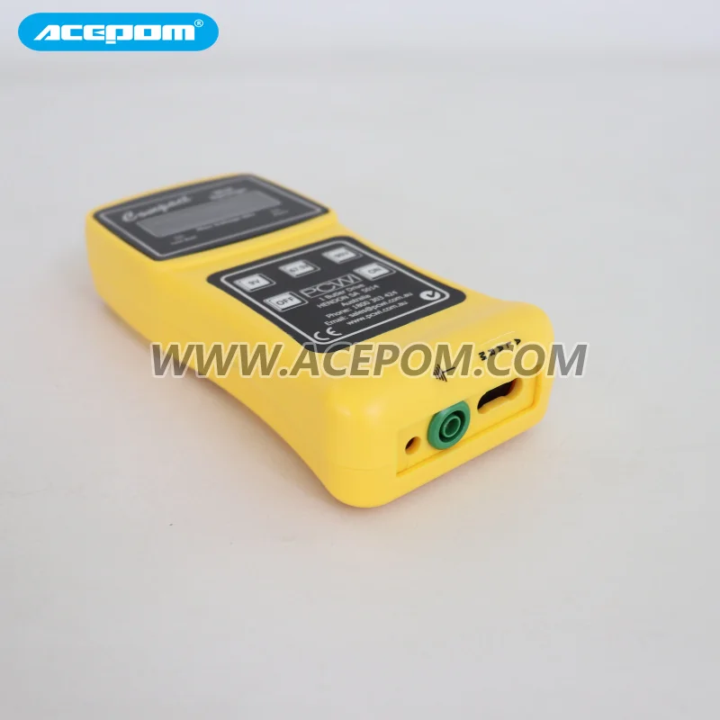 Wet sponge leak detector WETSPONGE Checking the coating anti-corrosion layer with seven meters of cable