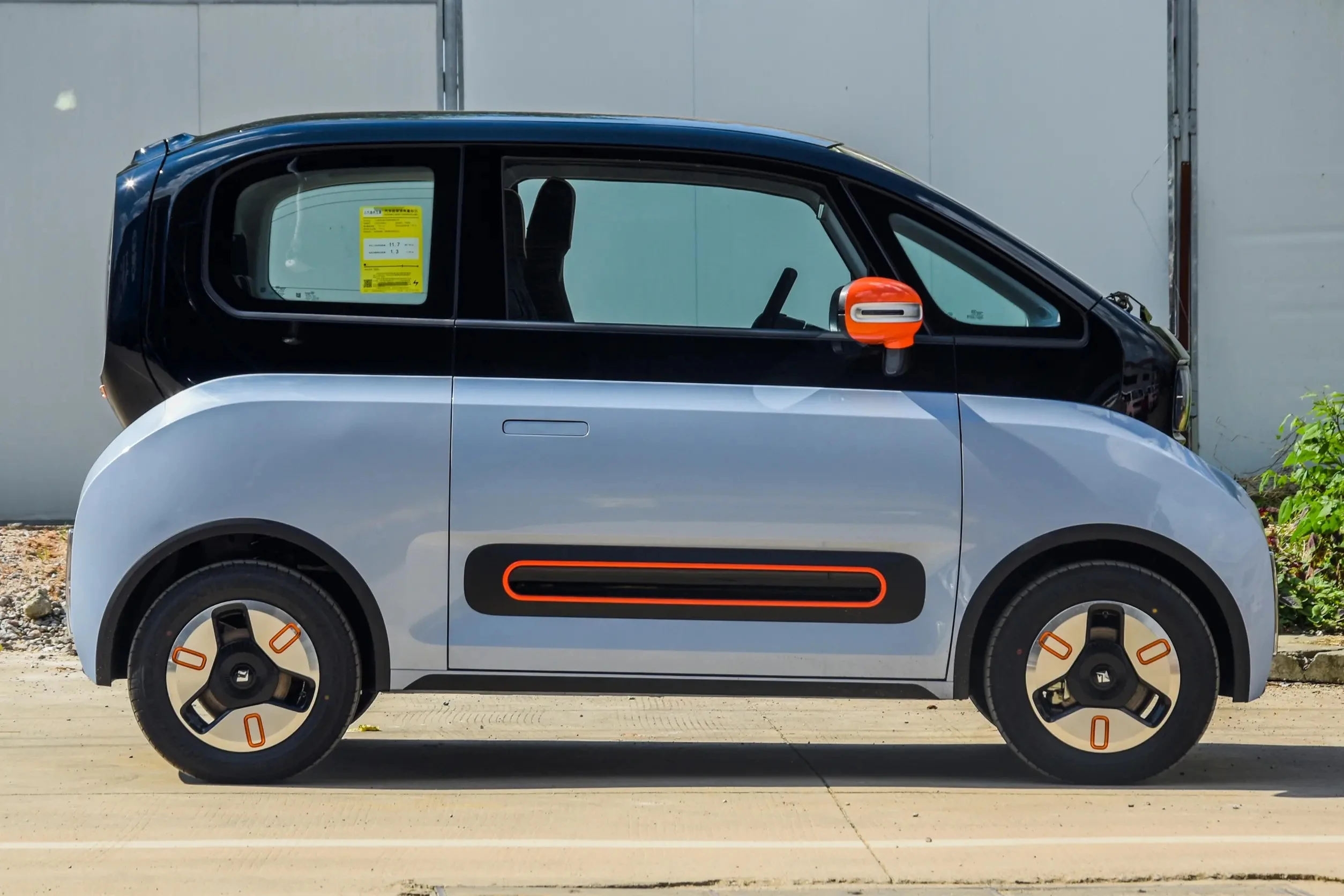 2023 New Cars SAIC Wuling Electric Car Baojun KIWI EV Intelligent Comfort New Energy Vehicles Wuling Mini EV Kiwi EV