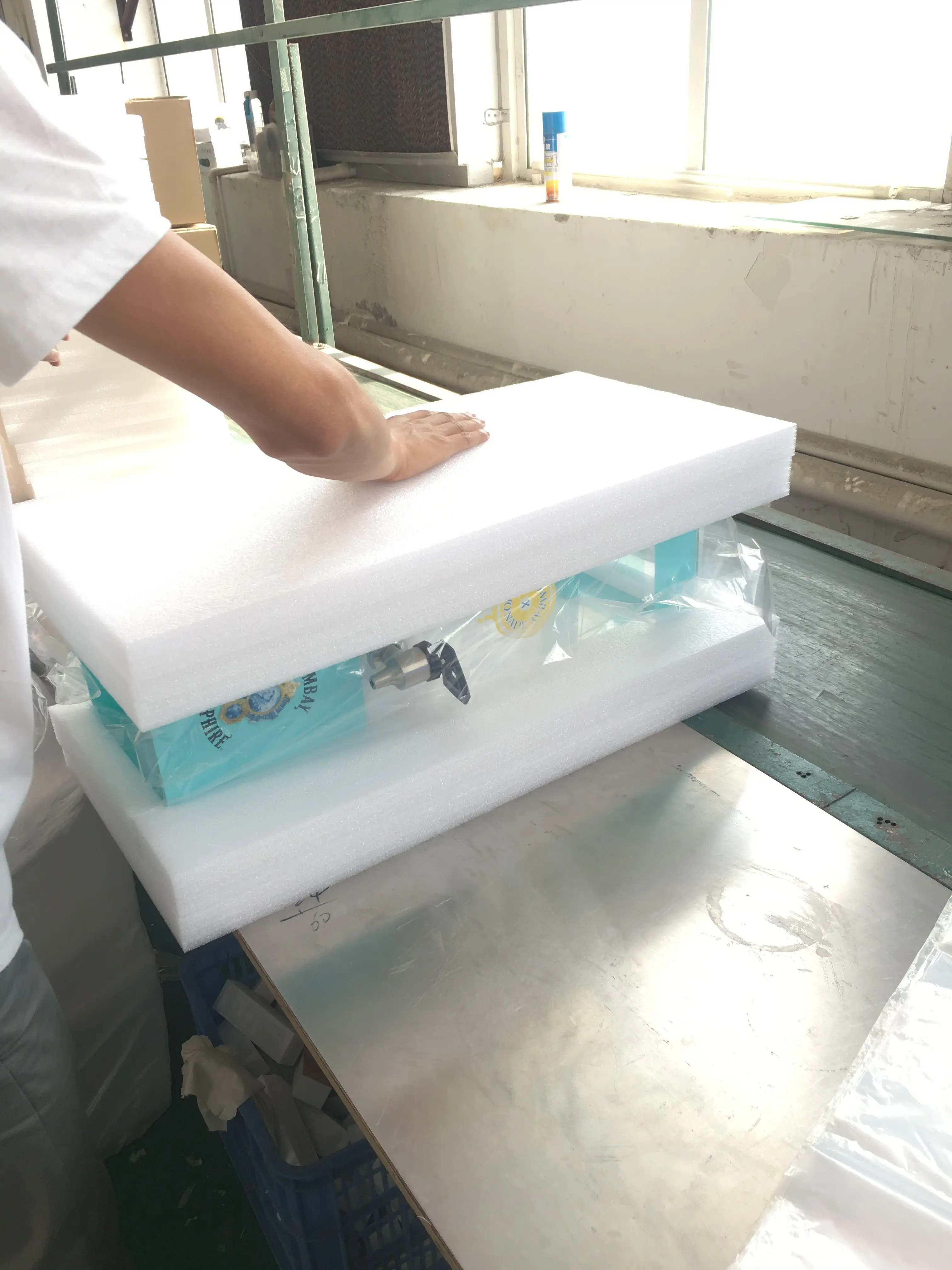 Food safety Bar Cold beverage dispenser acrylic material acrylic juice beverage wine dispenser