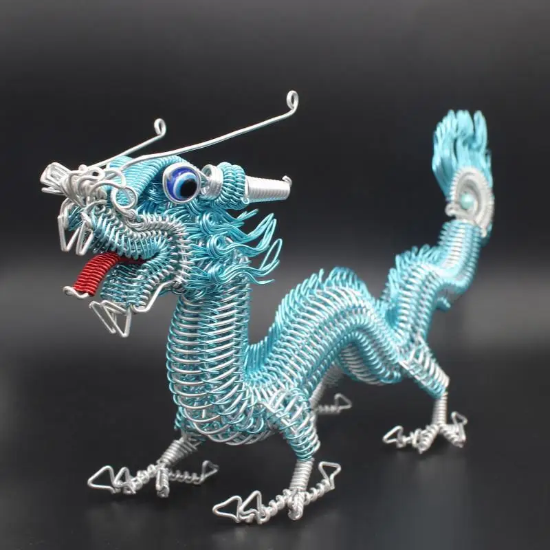 Handmade crafts Chinese dragon hand-woven copper wire crafts family decorates personal collection