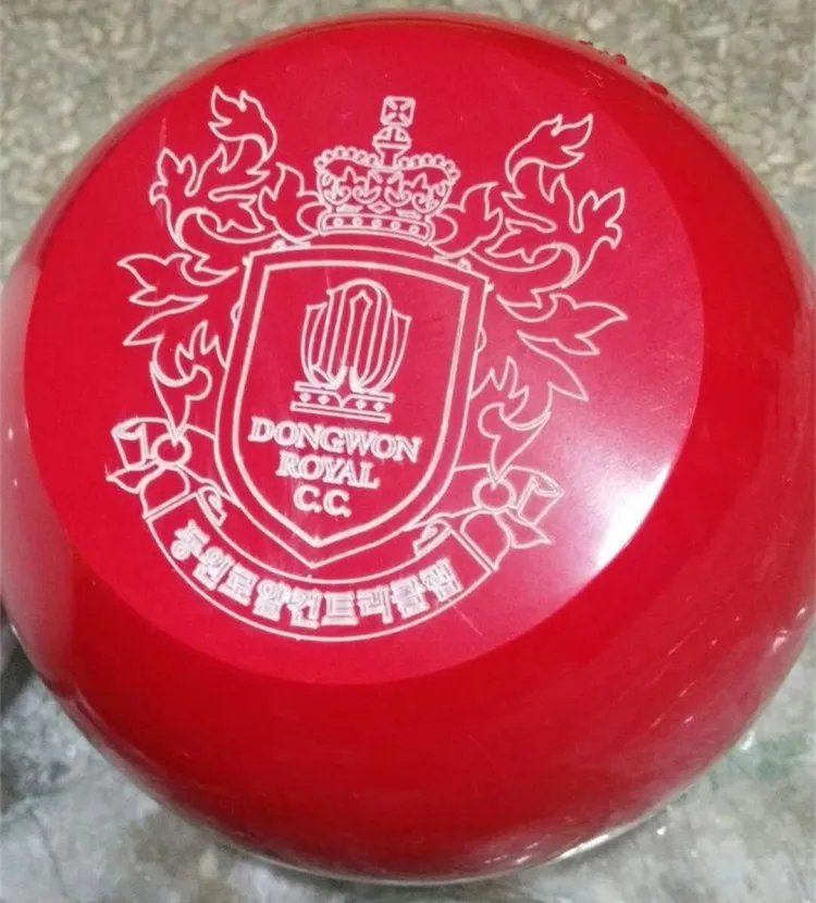 New Customized logo golf ball marker  resin ball with steel nail