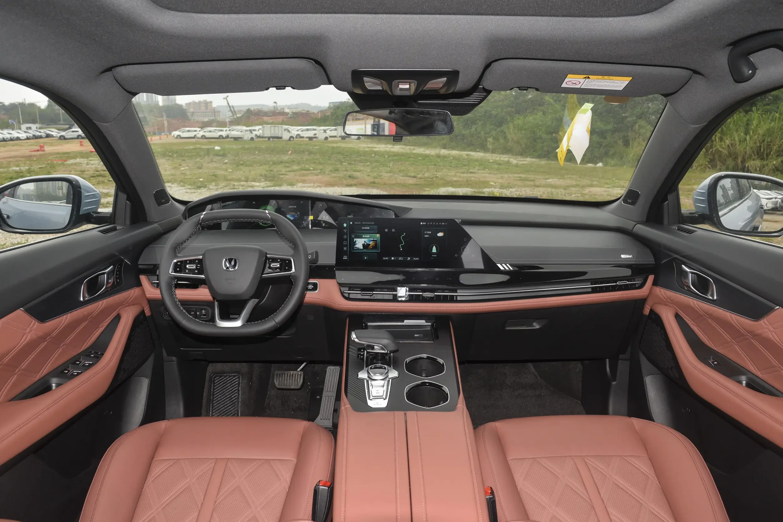 Hot 2024 Changan Uni-k Chinese car 5-door 5-seat SUV unik 2.0T 2WD/4WD 233HP Gasoline Car For Export