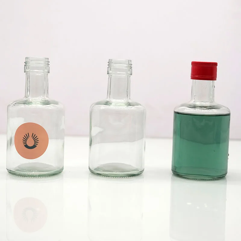 200ml flat square Clear Drink Beer Wine Water Bottles Glass Whiskey Glass Decanter Display Crystal Wine Glass Decanter Set