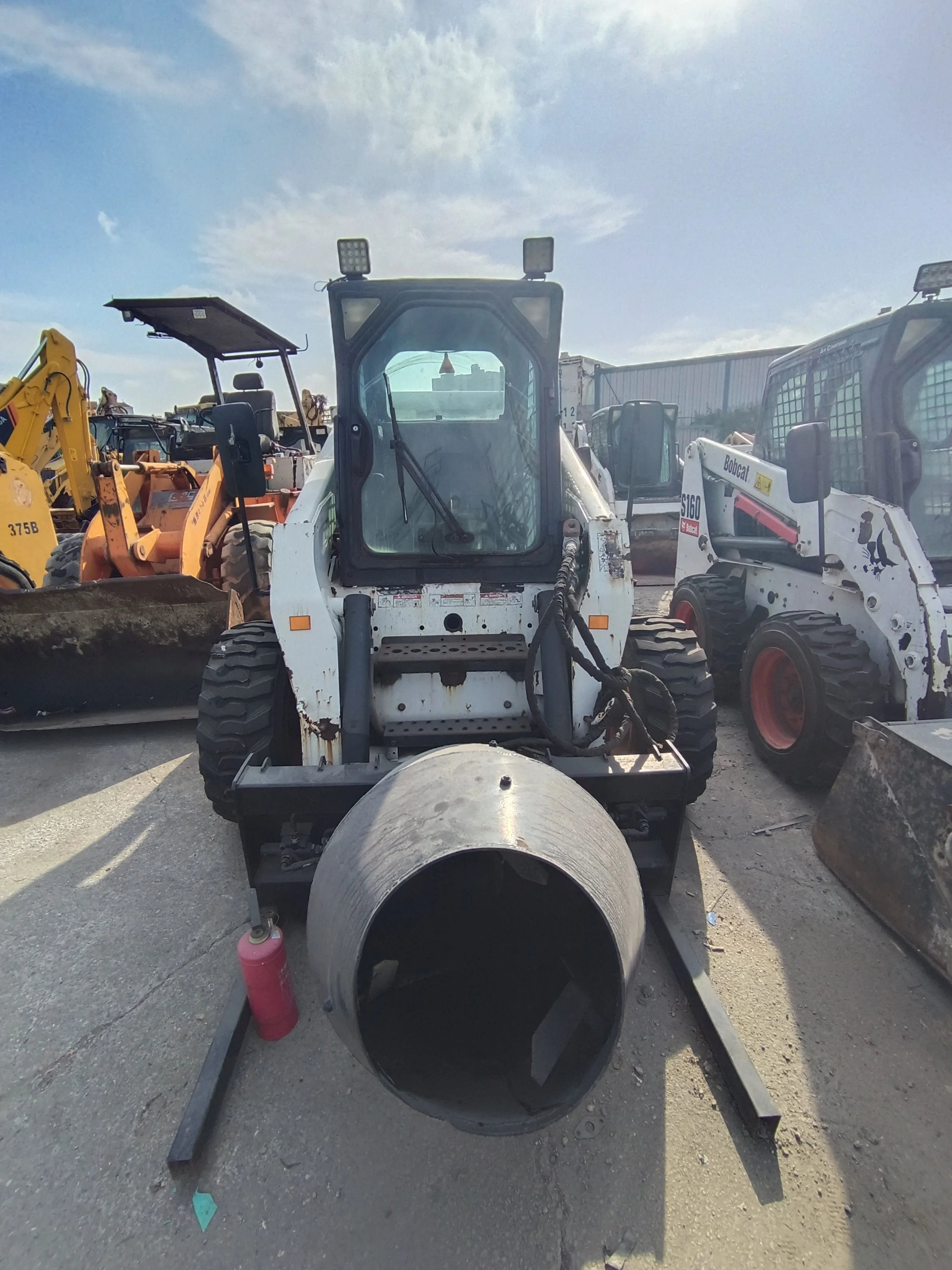 Новинка 95% б/у мини-погрузчик с бортовым поворотом BOBCAT S300 мини-колесный экскаватор-погрузчик