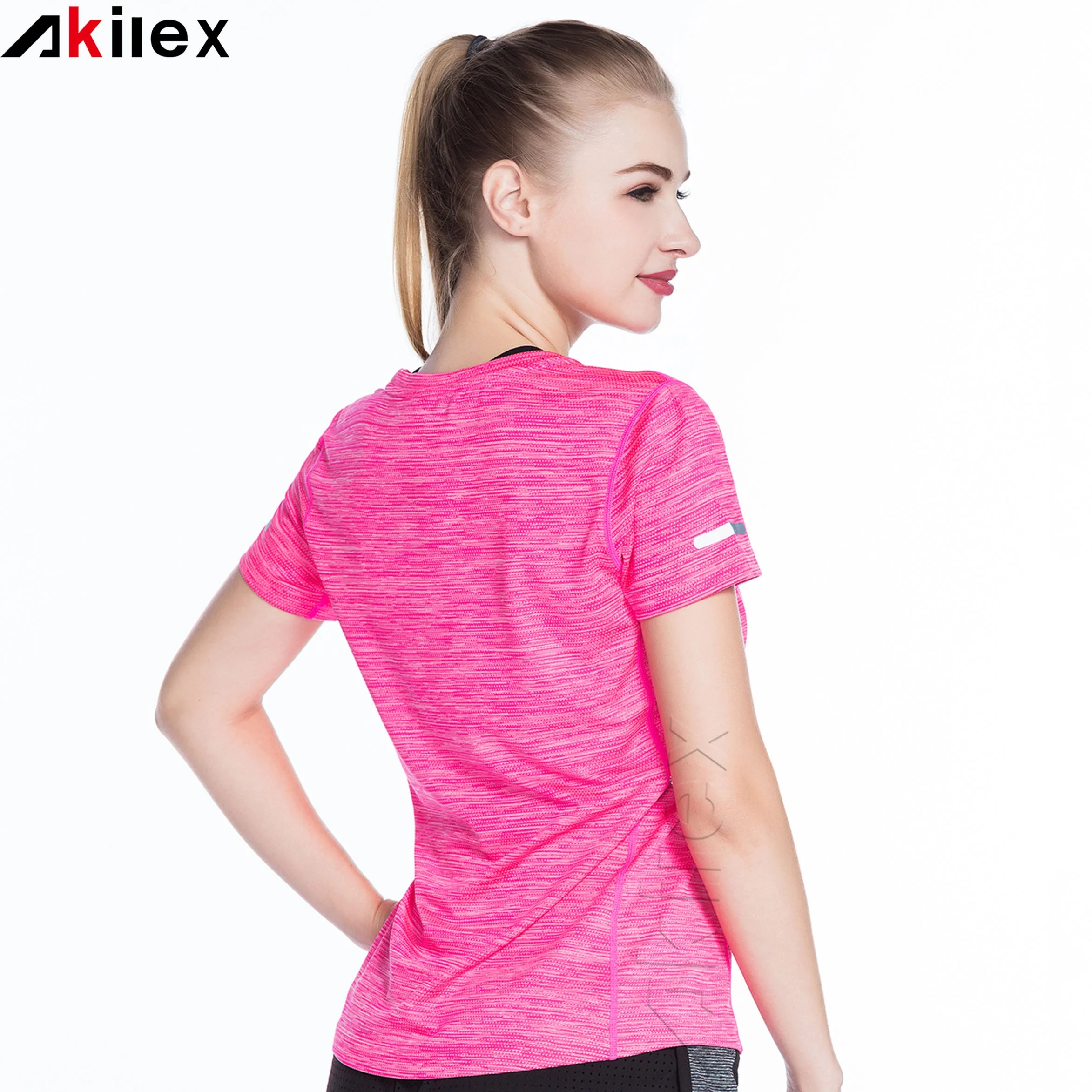 Custom pink polyester women t-shirt fitness gym plain shirt slim fit women shirt