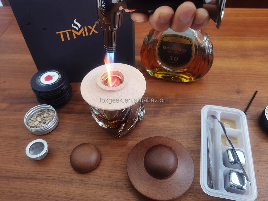 Private Label Cocktail Smoker Kit with Torch Gun Rubber Wood Coctel Whiskey Smoker 4 Kinds of Wood Chips Bar Tool Drinking