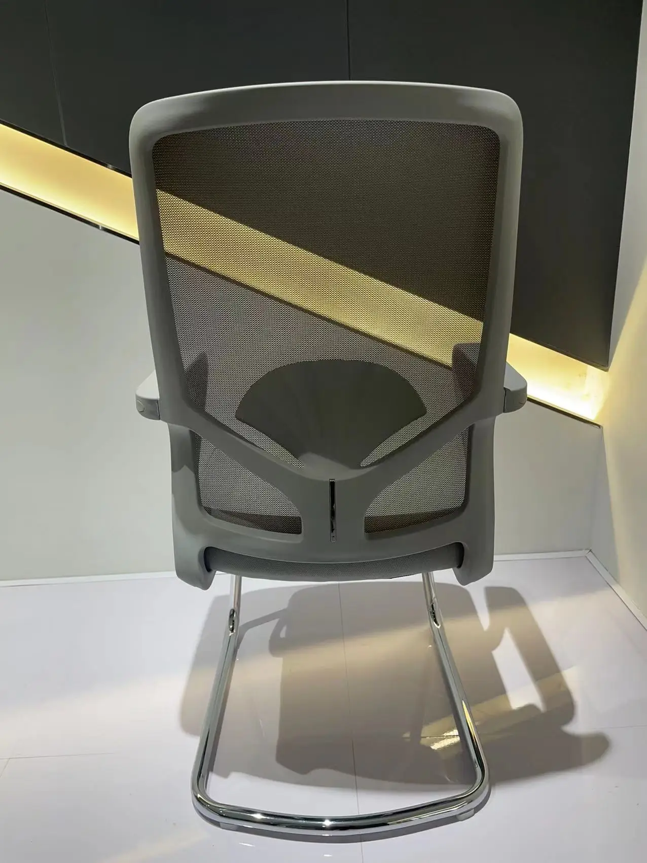 Hot sale Mesh office chair Black Fabric Modern Guest Chair for home office used