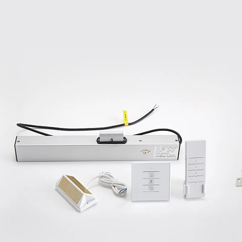 Smart Home Factory Wholesale Intelligent electric water-proof  chain window opener with rain sensor