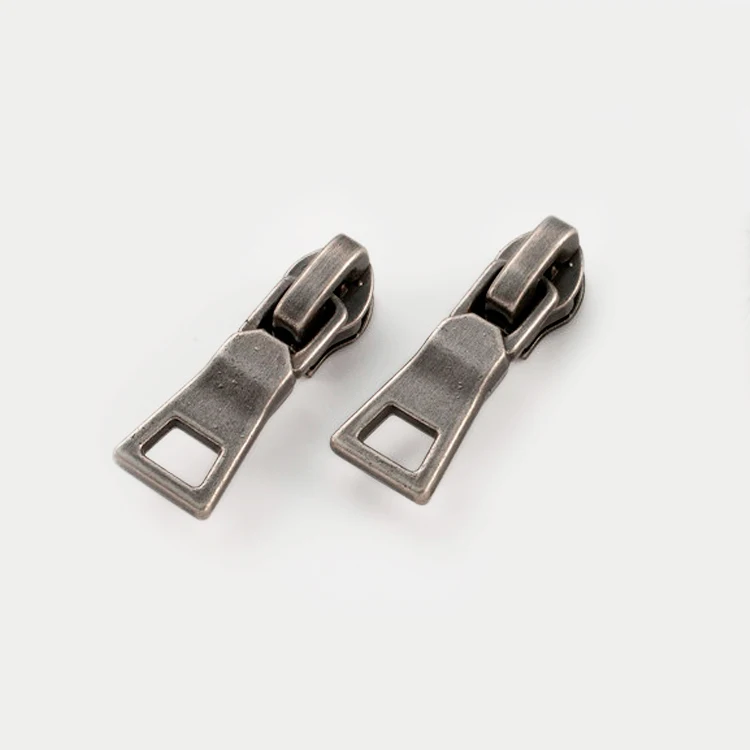 Wholesale Zipper slider and puller Fancy metal head for bags Personalized pulls zipper pull zipper head