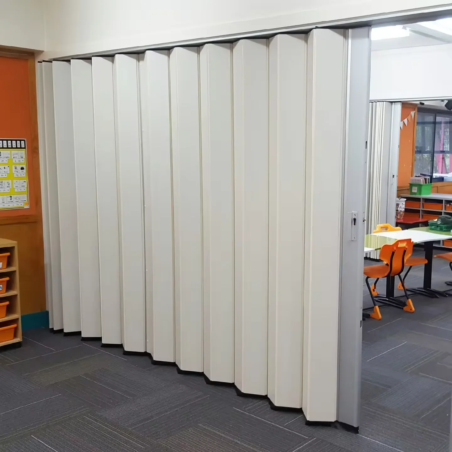 Outside Hurricane Shutters Accordion Folding Door Exterior Windows with Aluminium Accessories Hurricane Impact Blinds