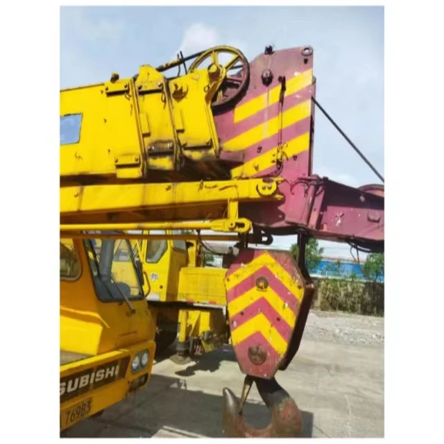 30 ton  hydraulic mounted crane NK-300-E-V used for Kato crane