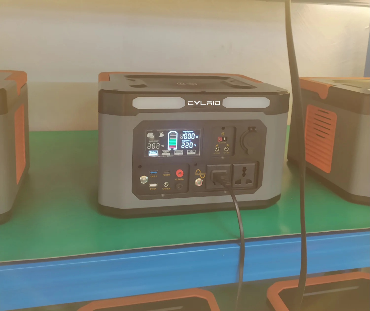 Украина 1000W Солнечная Беспроводная портативная электростанция 2000W хорошая цена