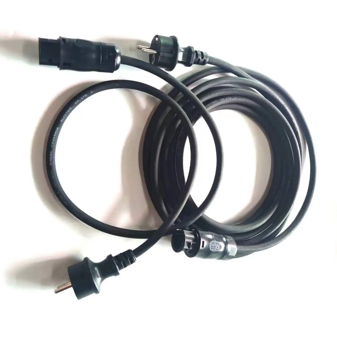 Betteri BC01 socket to Schuko socket Solar 600W Micro Inverter solar panel cable