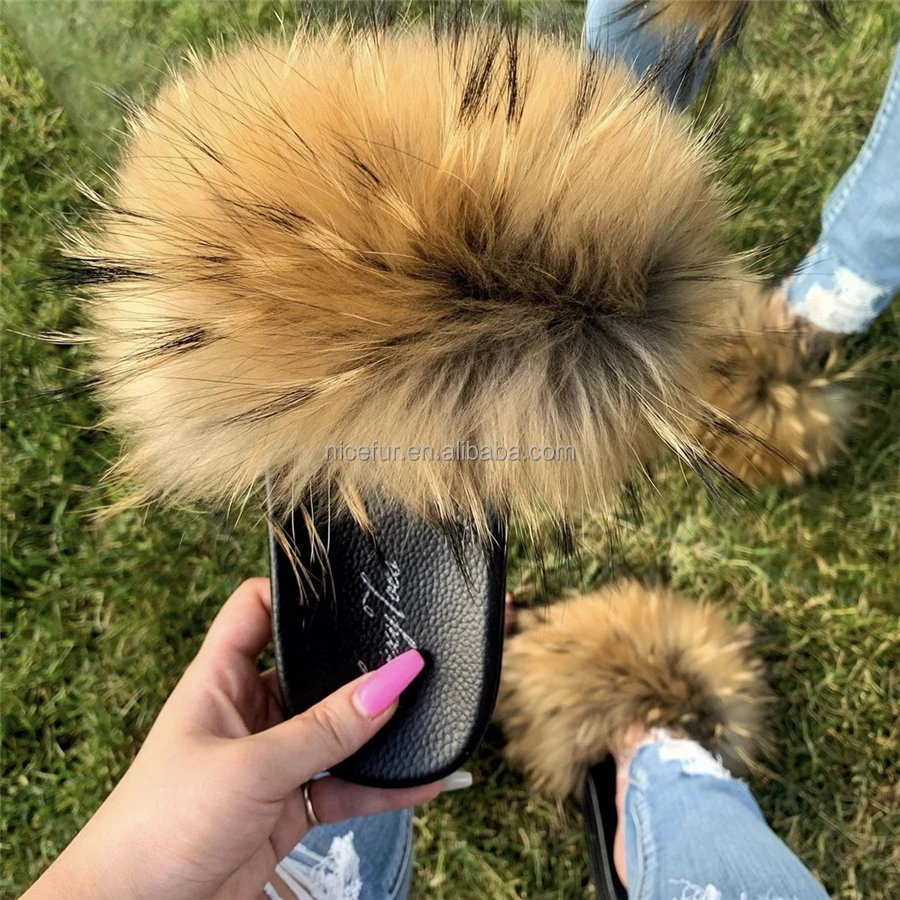 Quick Shipping Flush Raccoon Slippers Outdoor Fur Sandals Slider Slippers Wholesale Real Fur Slippers Fox Fur Slides For Women