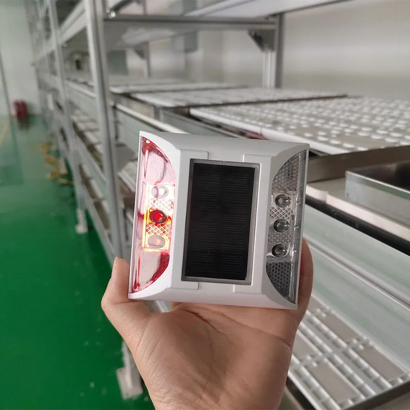 HOAN solar led road stud light reflection road safety road stud 6 piece led pavement marker