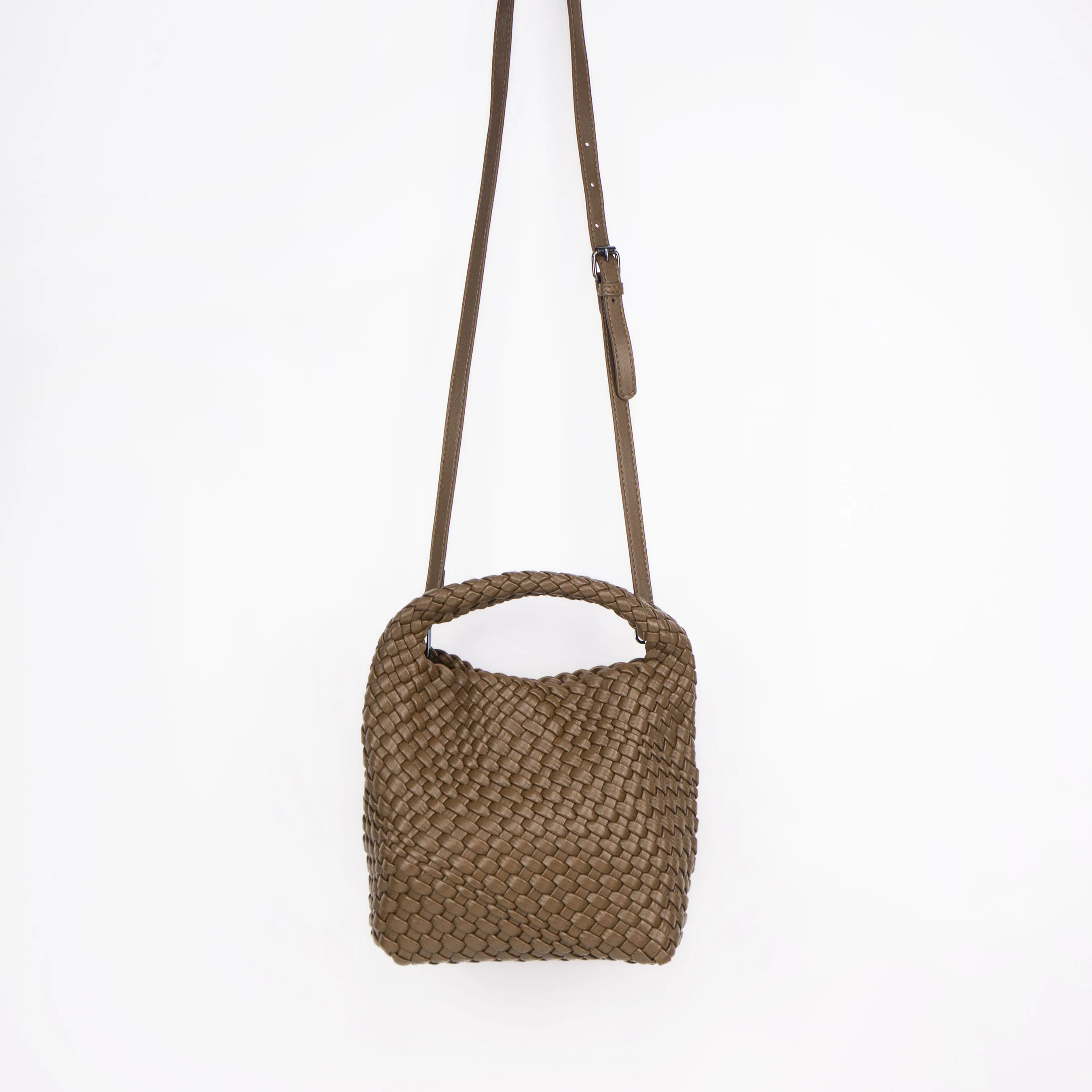 HONOUR ME New Arrive Customize Add logo Leather Hand-Knitted Beach Tote Bag Hand Make Bag PU Woven Bag