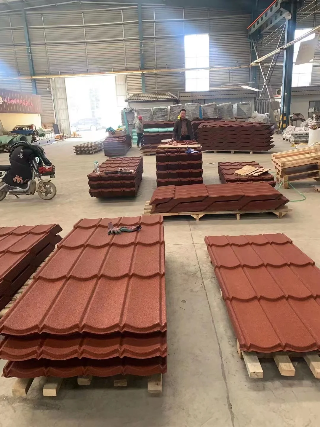 Aluminium Zinc Roofing Sheet Company Bent Types Stone Coated Metal Roof Tile In Nigeria Prices Chestnut Color