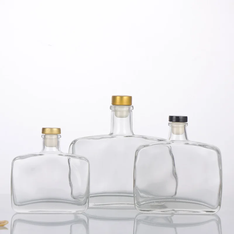 Empty transparent 100ml 200ml 300ml 500ml small flat square glass beverage bottle for wine milk juice drinking
