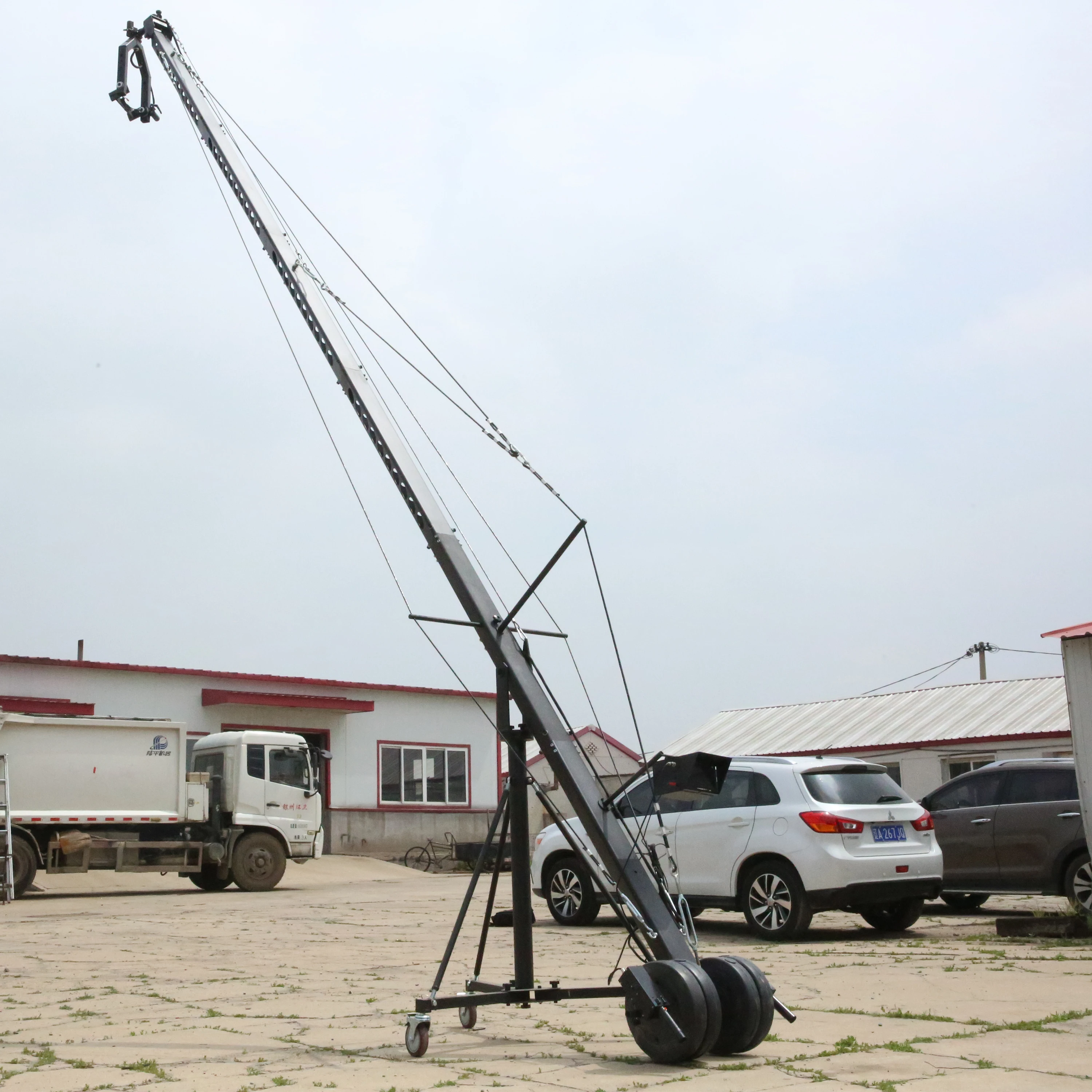 HOT SALE 10m 130mm Triangle Rocker Arm Electronic Video Camera Jib Crane with 2 Axis Head