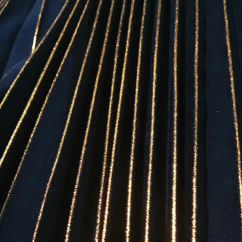 
New style golden edge thick material pleated dress fabric 