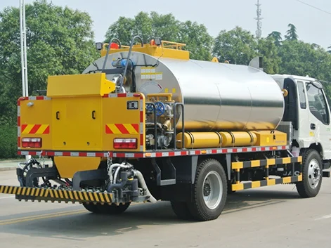 Chinese Brand  Road Construction Equipment Road Machine Intelligent Asphalt Distributor Truck