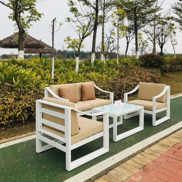 2022 Modern KD Outdoor Garden 4 PCS Seating Sofa Set Sectional Patio Hotel Furniture Luxury Aluminum Conversation Garden Couch