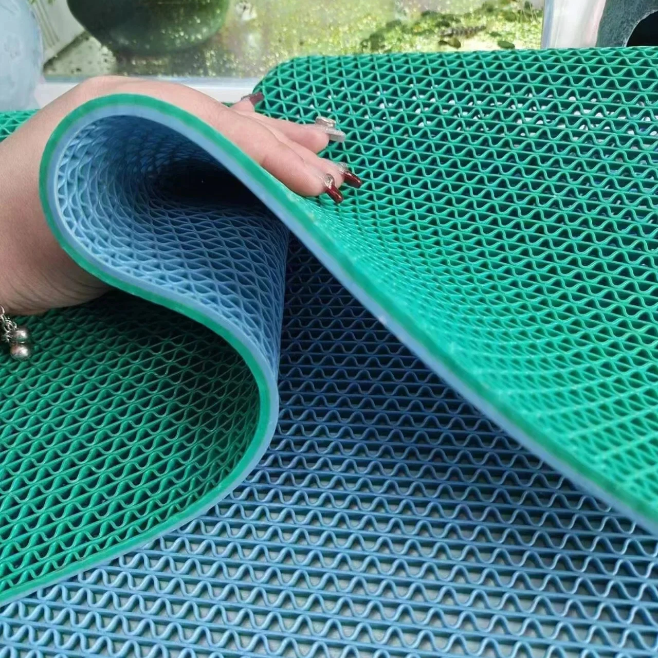 Drainage Mat for Floor Non Slip Commercial Matting Thick PVC Wet Area Carpet Indoor Outdoor S-Shaped Rubber Floor Tile Mat