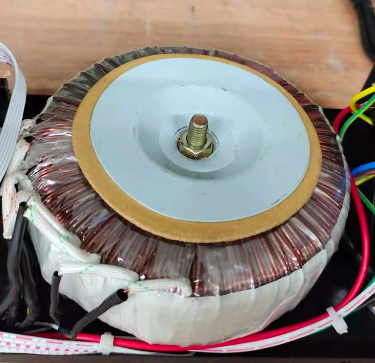 Single Phase auto voltage stabilizer 1000VA AC Factory Price for home 220V automatic voltage regulator