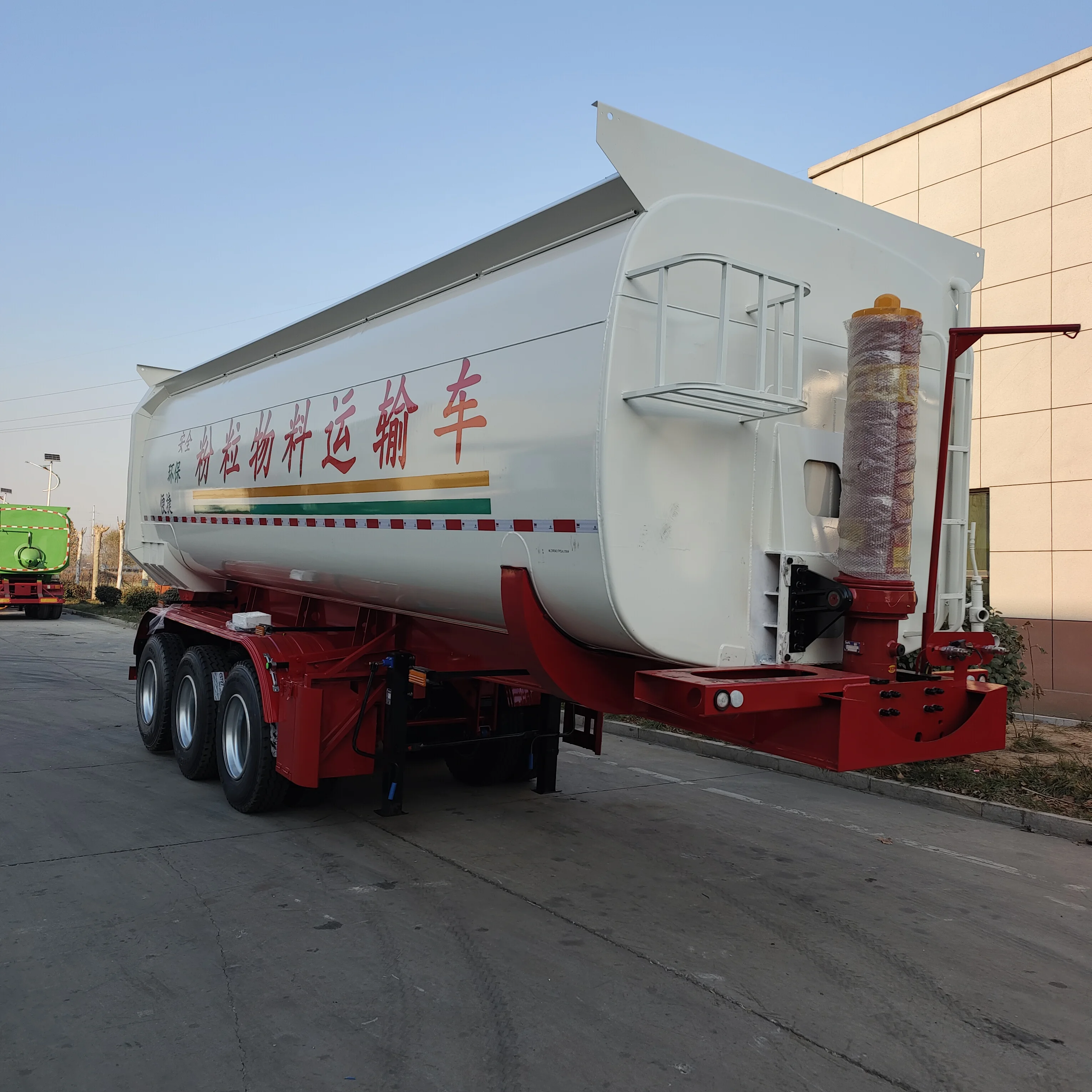 Hot Selling 9.5m Tank Type Rear Dump Semi-Trailer Second-Hand New Car Special Vehicle for Special Transportation