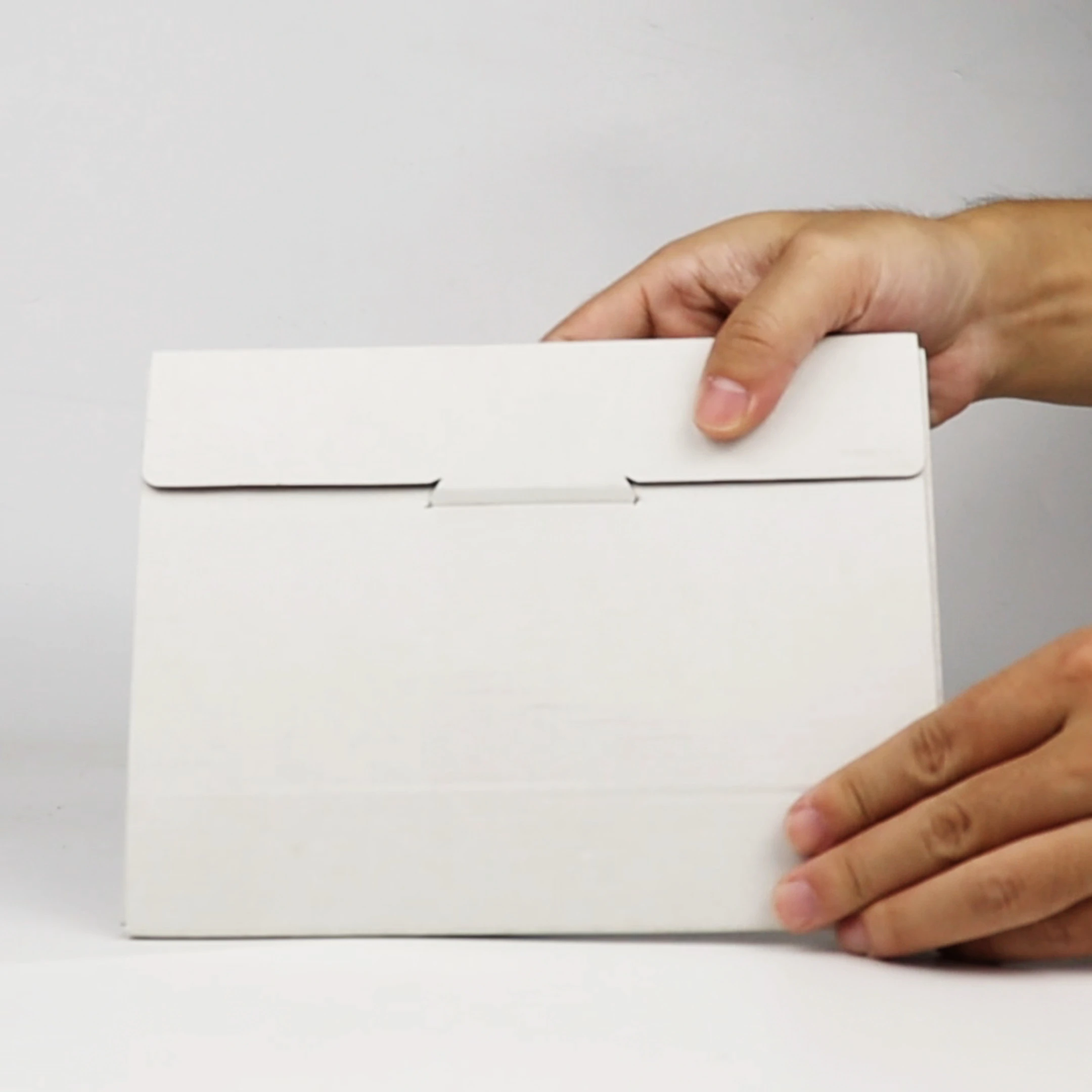 Wholesale 4mm thick 15x20cm White Blank Glass Vertical Photo Frame for Sublimate with Aluminum Bracket