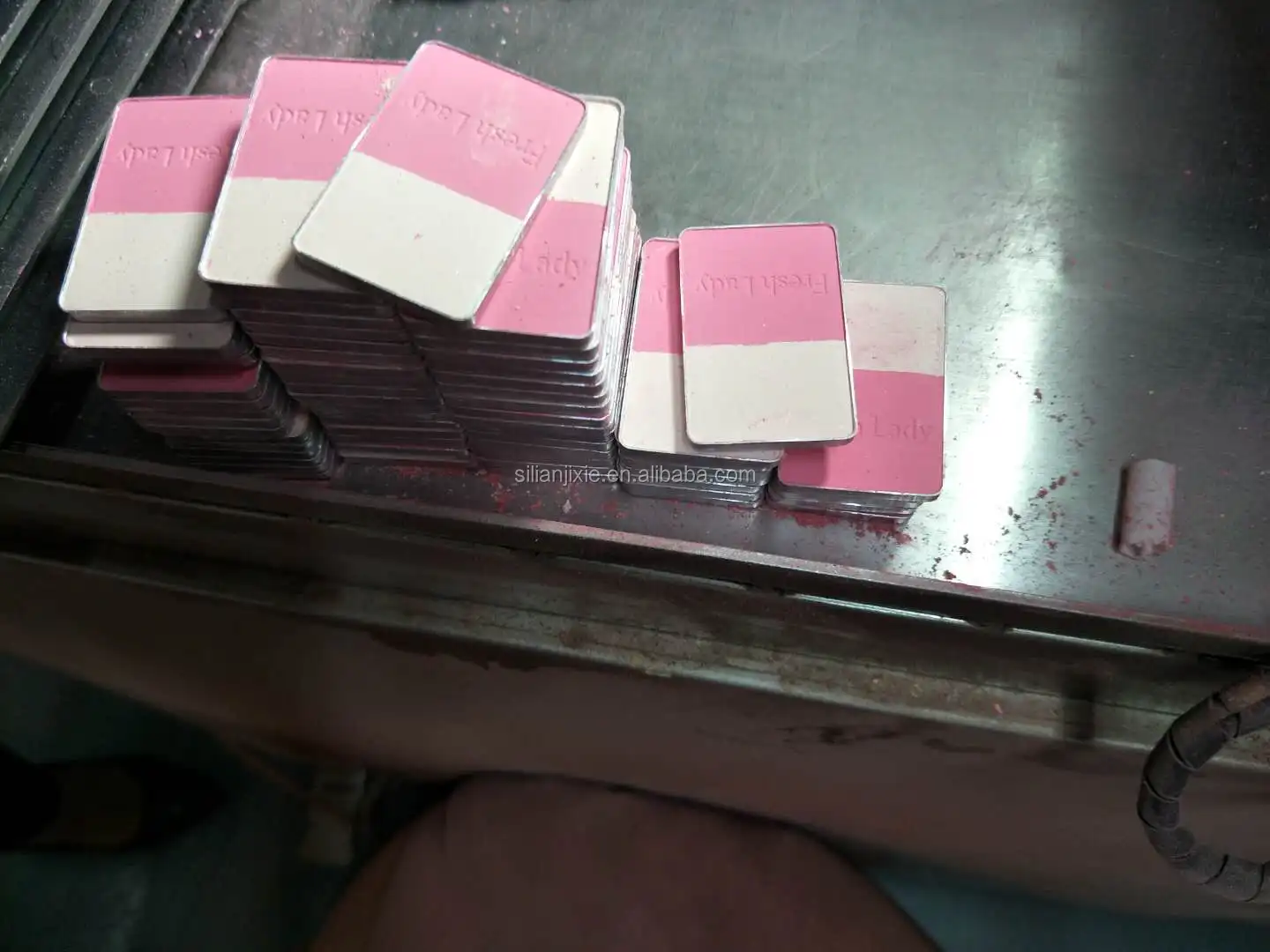 New small capacity  Make up and eyebrow pencil machine  Press tight  laboratory  Powder pressing machine