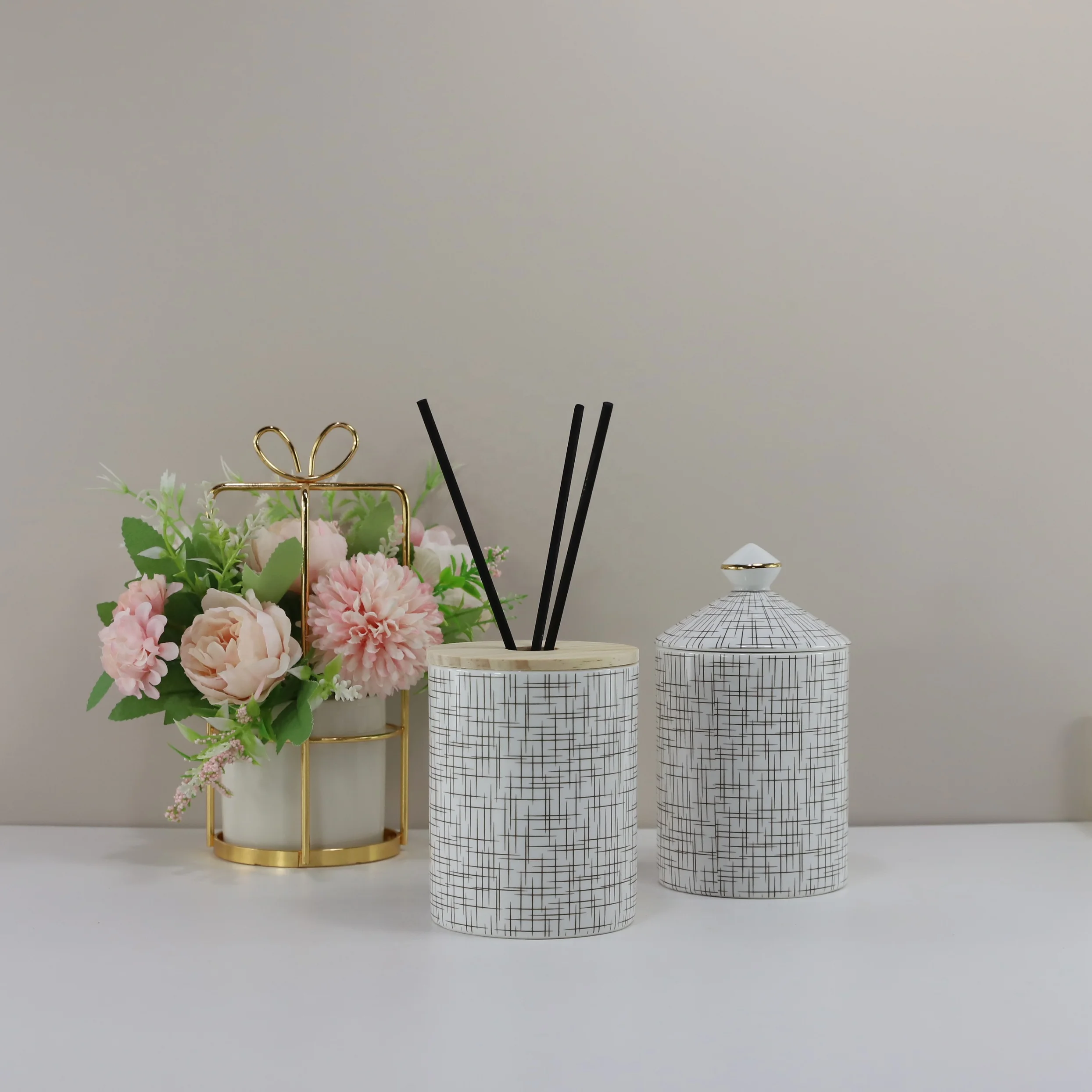 Luxury candle jar with box empty custom candle holders fornasetti decoration scented candles bowls vessels