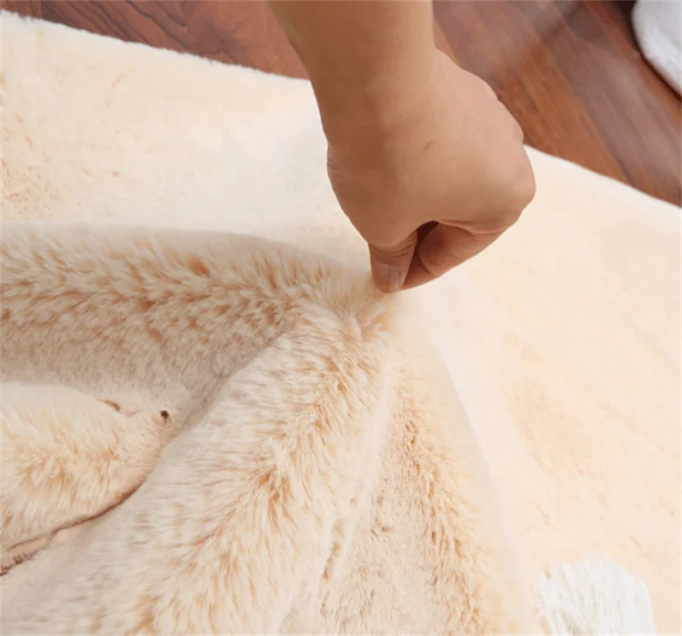 Click Sustainable ECO Friendly Rug Tiger Shape Rug Indoor Ultra Soft Faux Fur Synthetic Sheepskin Rug