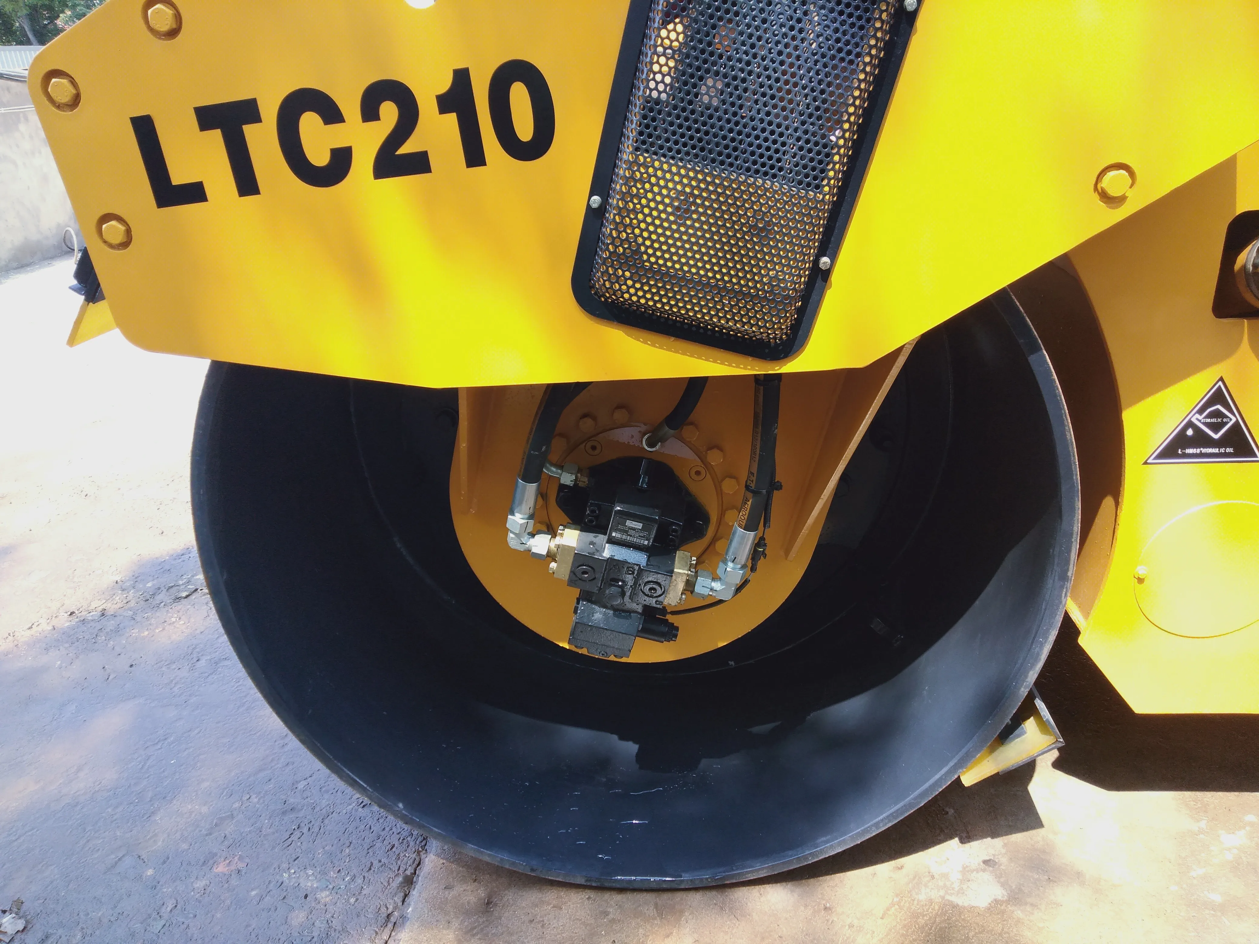 Lutong LTC210 10 тонн 75 кВт Дорожный Каток Гидравлический двойной барабан Вибрационный для дорожного строительства