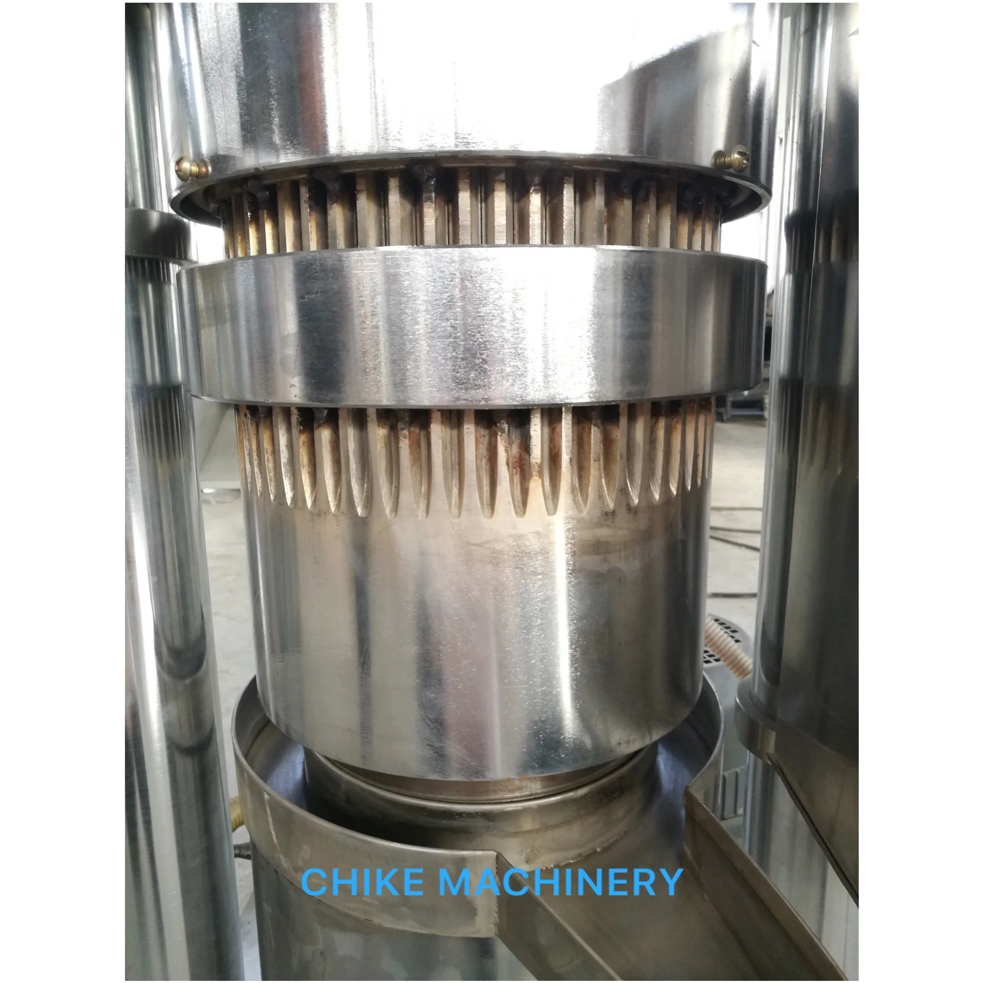 sesame/coconut/olive cold press oil making machine/hydraulic oil press machine for sale