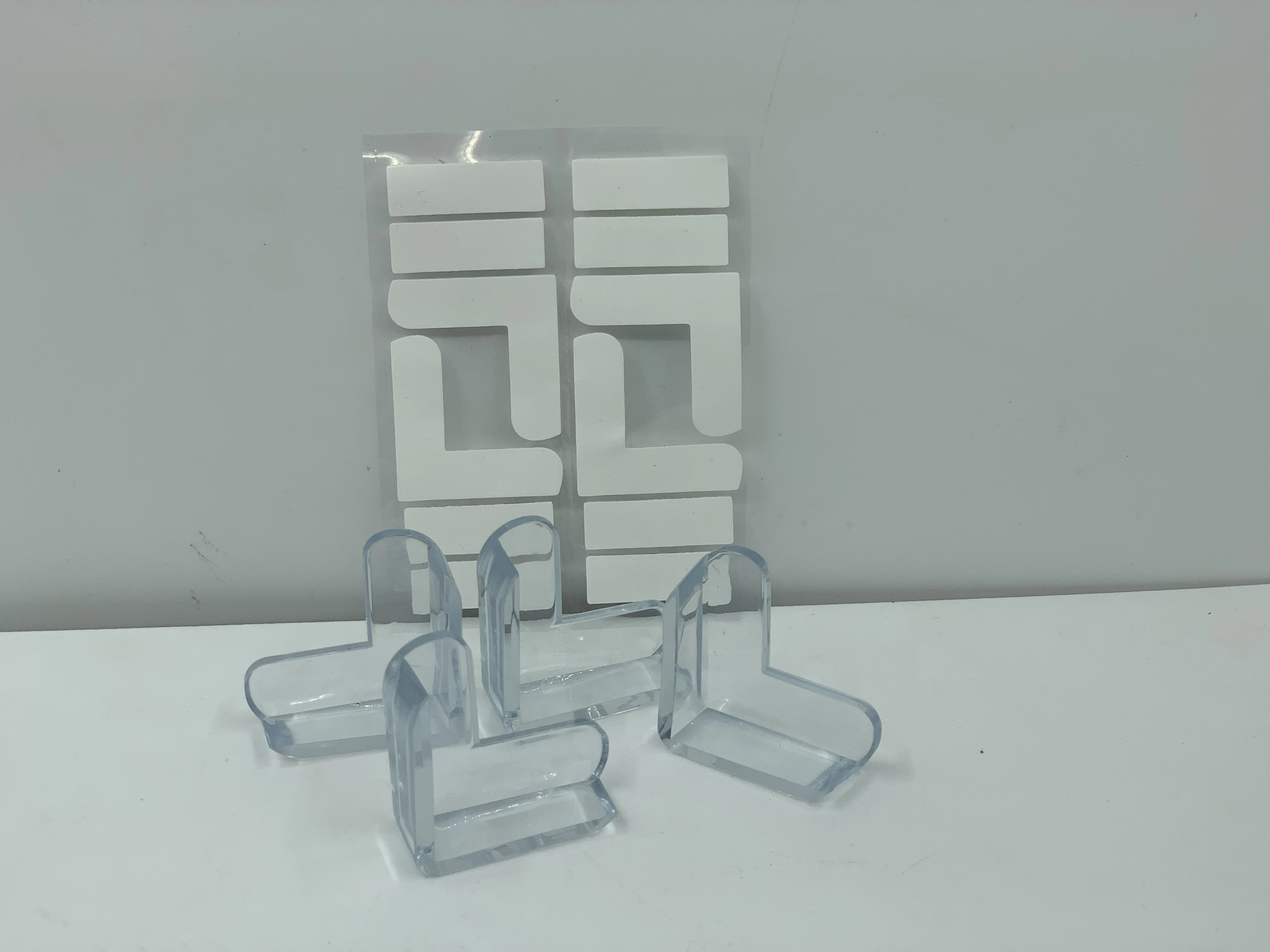 High Resistant Adhesive Edge Protection Child Safety Guards PVC Baby Proof Corner Protector