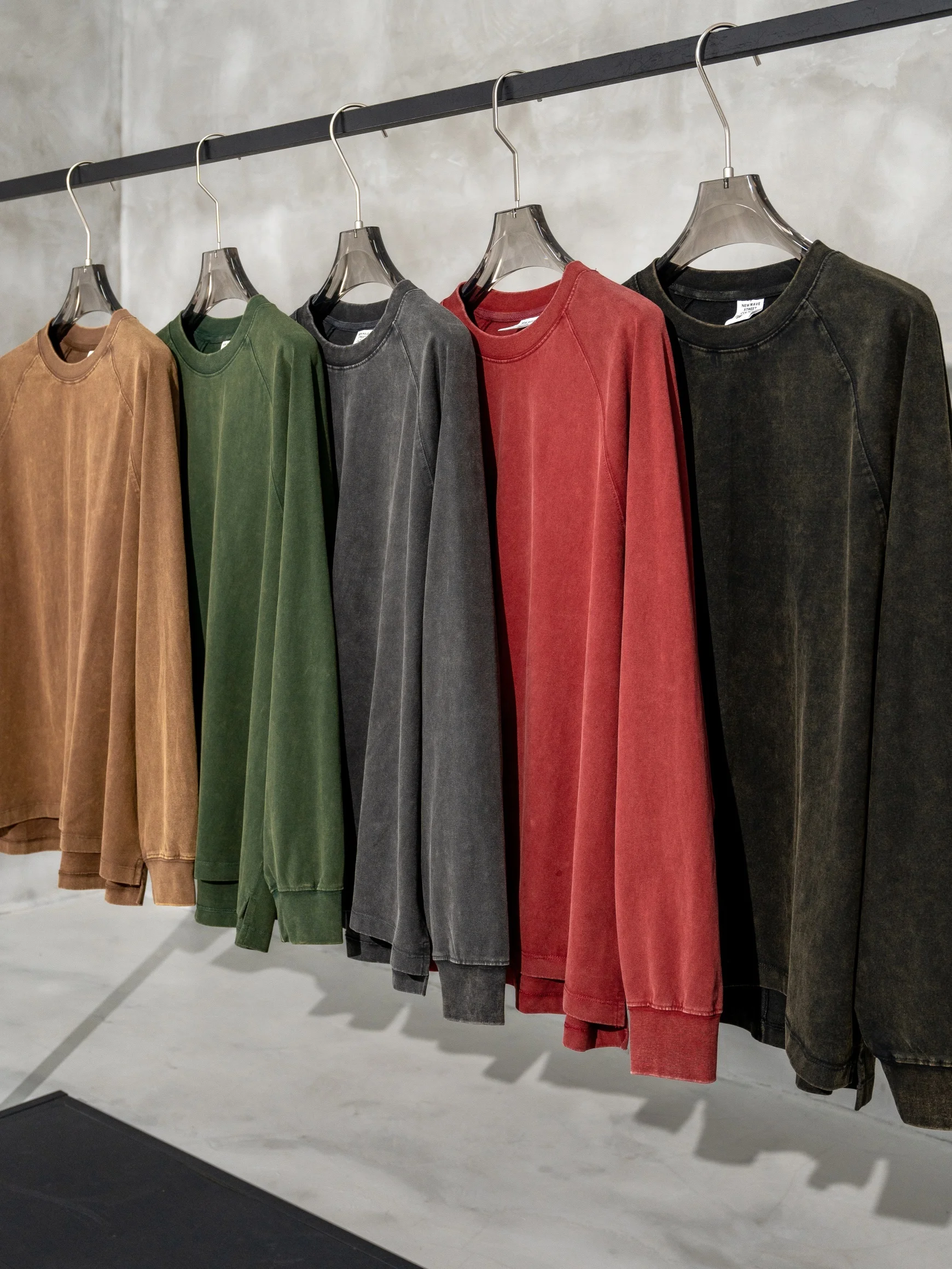 New design high quality soft brushed cotton acid wash t shirts raglan long sleeve vintage streetwear back longer t-shirts for me