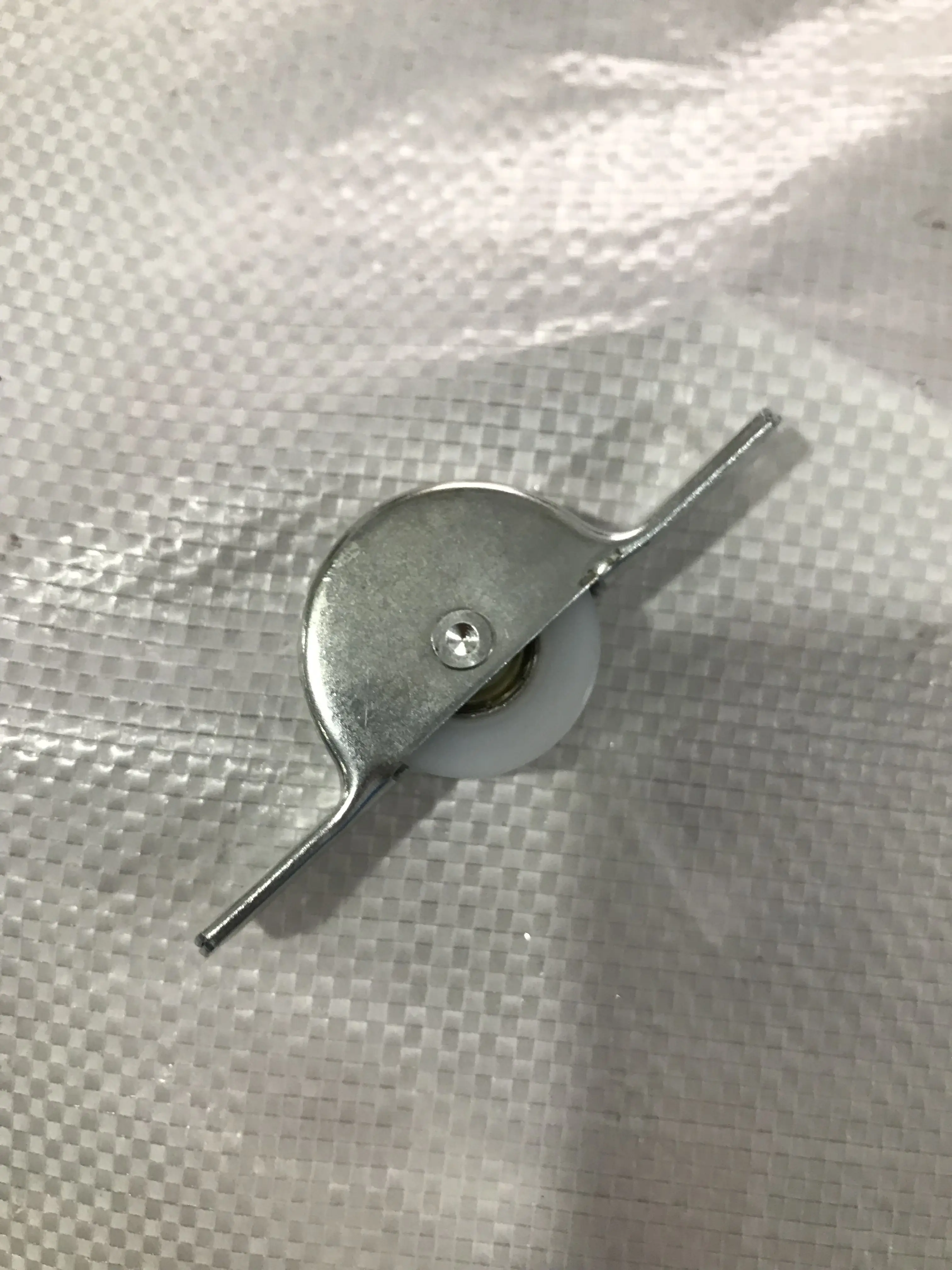 Hardware Iron housing sliding window roller pulley window wheel Door roller