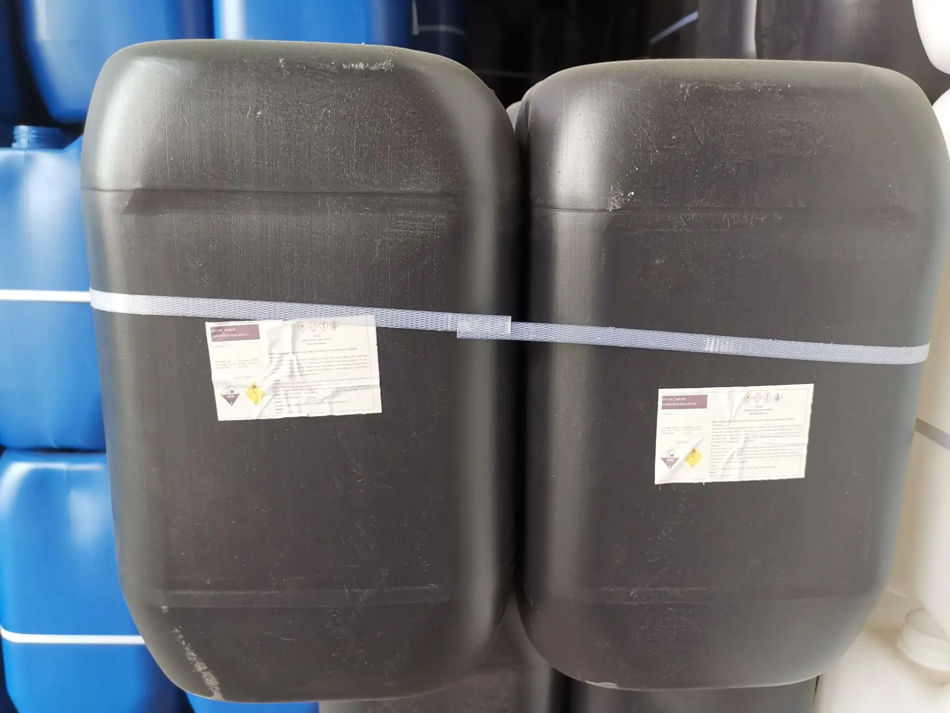 
MF HNO3 colorless liquid nitric acid 68% agriculture grade 