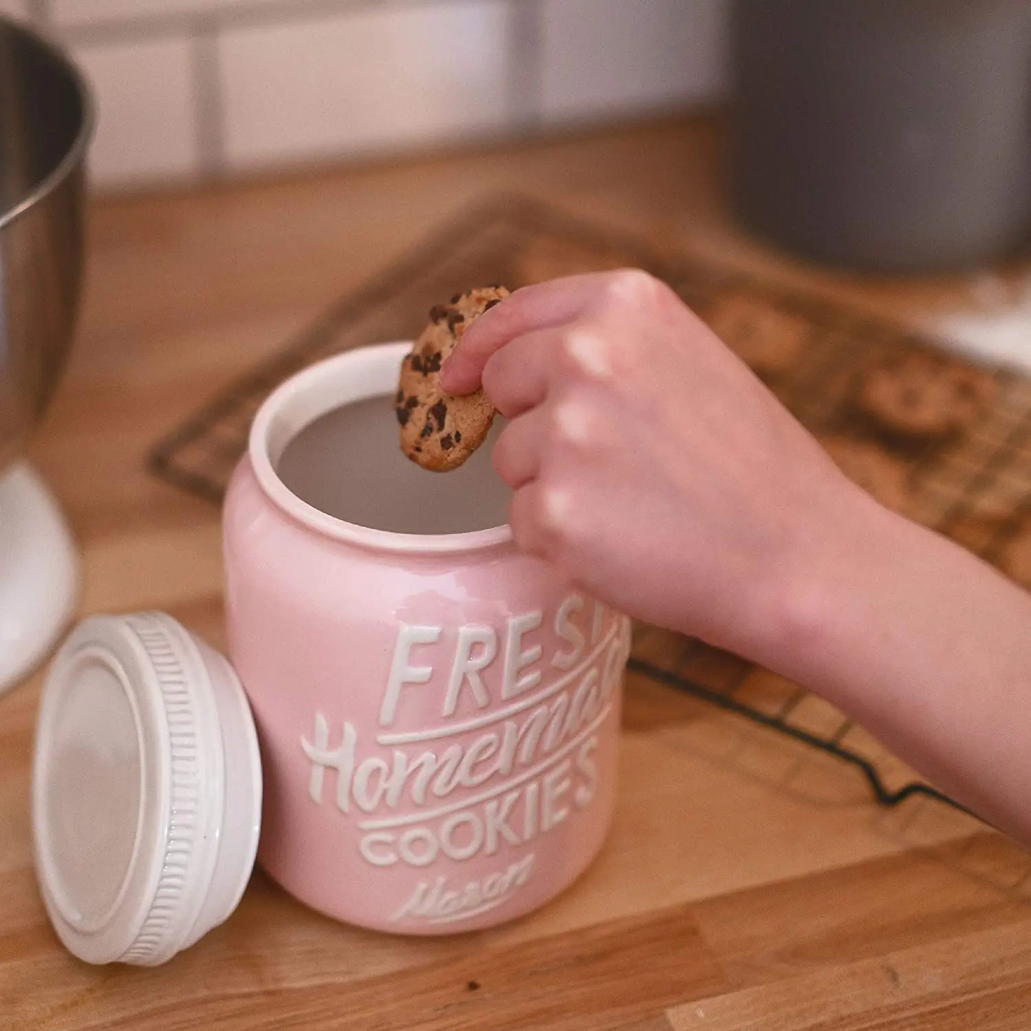 New Factory Custom ball mini retro small wide mouth Candy Ceramic pink Mason jar with lid